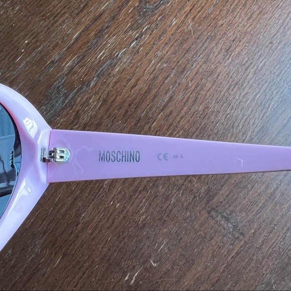 Moschino Heart Shaped Sunglasses in Pink - Picture 5 of 10